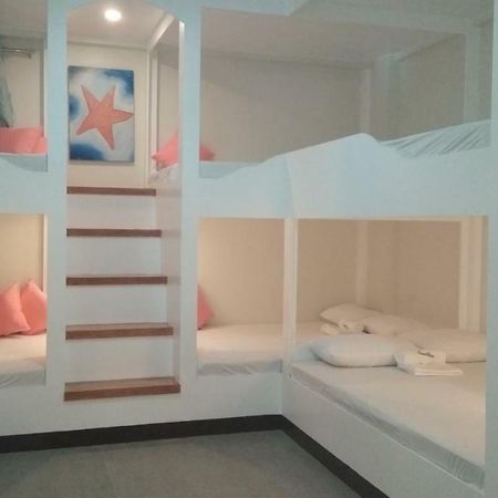 נסוגבו Sand Bar Beach Resort מראה חיצוני תמונה