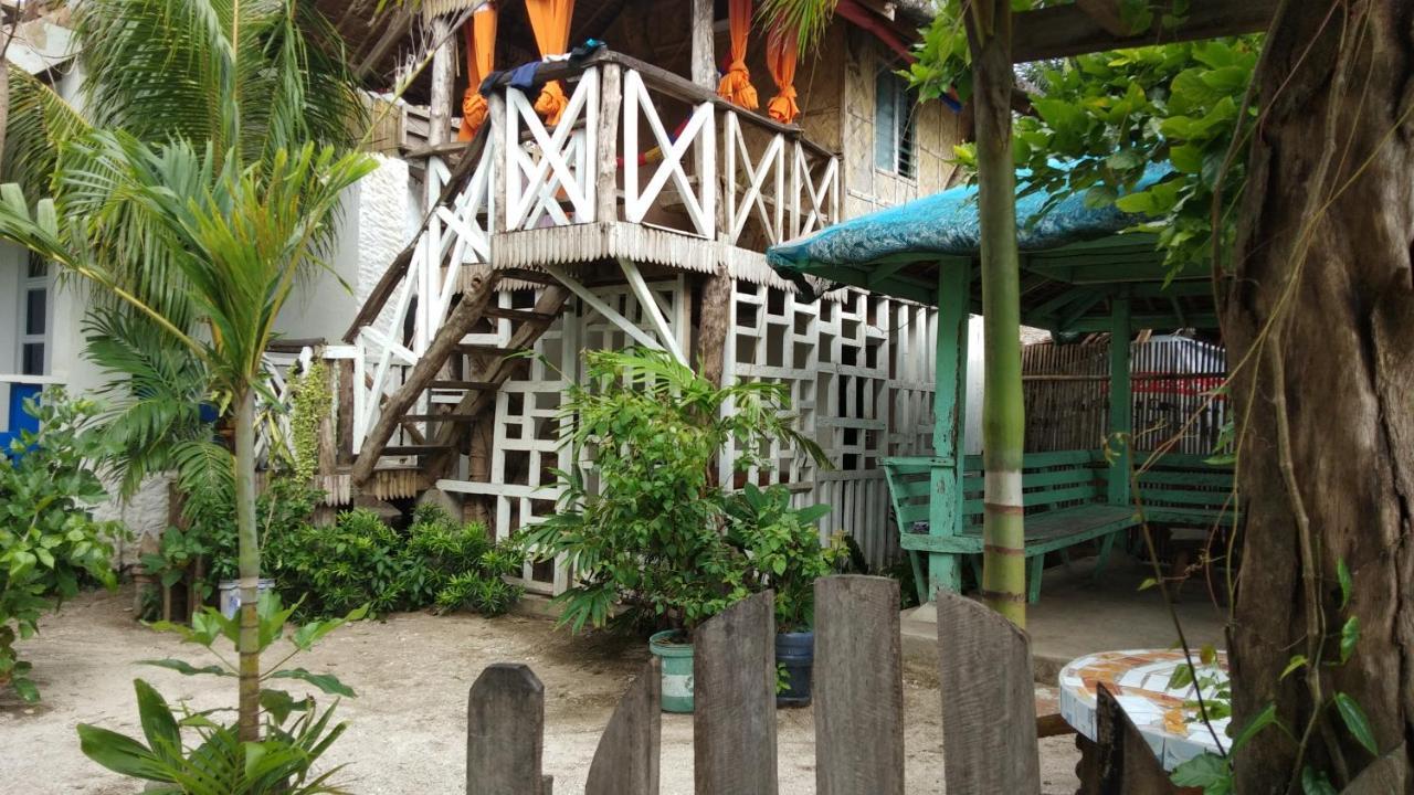 נסוגבו Sand Bar Beach Resort מראה חיצוני תמונה