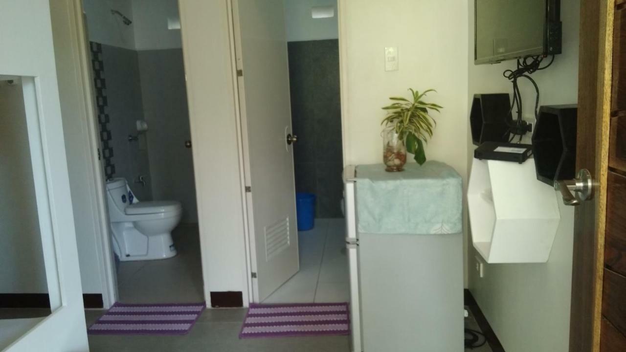 נסוגבו Sand Bar Beach Resort מראה חיצוני תמונה